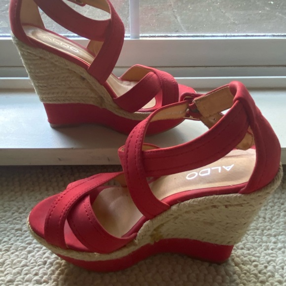 Aldo red strap sandals - Picture 2 of 7